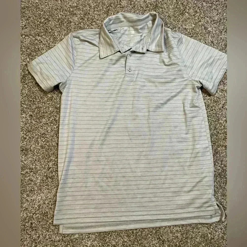20. All In Motion Boys Polo, Size XL, EUC